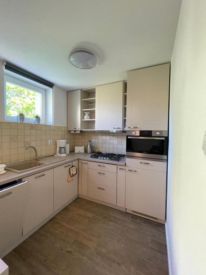 Al-Dom Apartamenty Apartament Zaciszny Колобжег Екстериор снимка