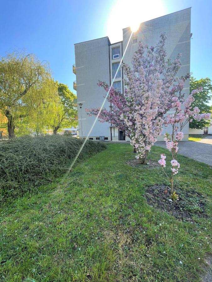 Al-Dom Apartamenty Apartament Zaciszny Колобжег Екстериор снимка